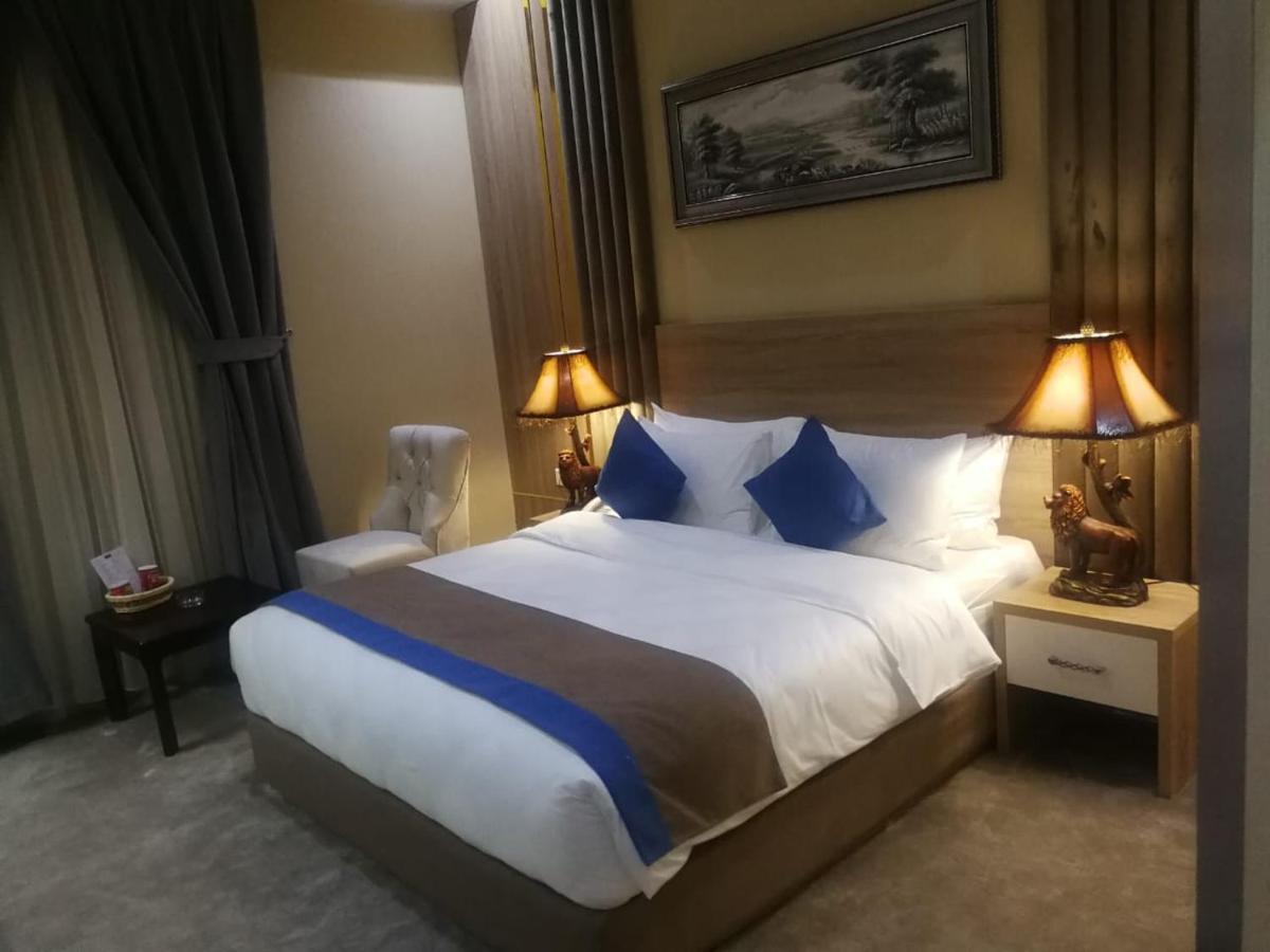 فندق لافيرا ان Lavera Inn Hotel Rijád Exteriér fotografie